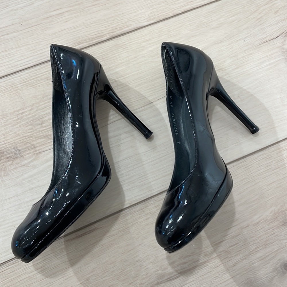 Stuart Weitzman heels - Picture 2 of 4
